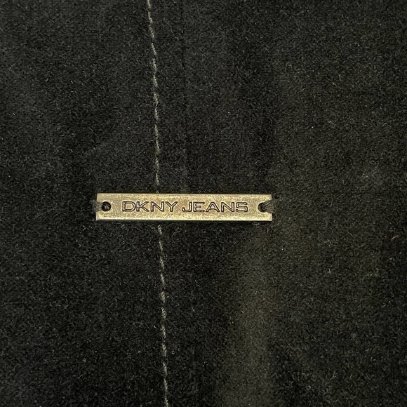 🚫SOLD🚫 VTG Y2K DKNY Jeans Black Velvet Long Coat w/ Pockets Grey Baroque - Picture 11 of 16